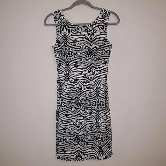 JUDE CONNALLY BLACK WHITE PRINT STRETCH MINI DRESS WITH POCKETS SIZE SMALL - Picture 1 of 5